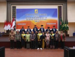 Pj. Gubernur Menghadiri Wisuda Ke-39 Akademi Teknik Kupang