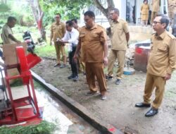 Pj. Gubernur NTT Meninjau BTTG di Desa Noelbaki