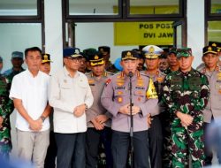 Kapolri Pastikan Beri Pelayanan Terbaik Bagi Keluarga Korban Kecelakaan Tol Cikampek