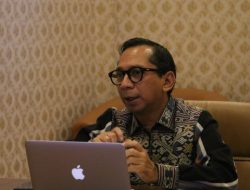 Pj. Gubernur NTT Jadi Keynote Speaker pada Webinar Tekno Talk : Innovate, Collaborate, Accelerate