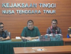 Pengembalian Uang oleh Pimpinan dan Anggota DPRD Kota Kupang kepada Kejaksaan Tinggi Nusa Tenggara Timur