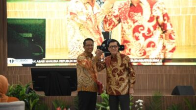 Terima Jabatan Menkumham, Supratman Minta Kolaborasi Seluruh Jajaran Kemenkumham