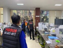 Kejati NTT Melakukan Penggeledahan Dugaan Tindak Pidana Korupsi Renovasi Prasarana Sekolah
