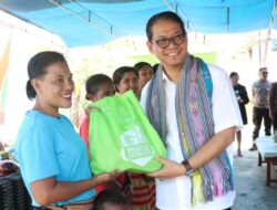 Serahkan Bantuan Pangan Stunting di Kota Kupang, Pj. Gubernur NTT Ajak Semua Pihak Kolaborasi Tangani Stunting