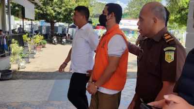 Kejari Kota Kupang Terima Tersangka Mantan Kapolres Ngada dalam Kasus Kekerasan Seksual Anak dibawah umur