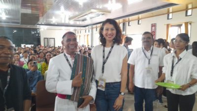 Uskup Atambua Berikan Motivasi kepada Ratusan Guru Yaswari di TTS