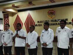 Charlie Paulus Resmi Jabat Direktur Utama Bank NTT