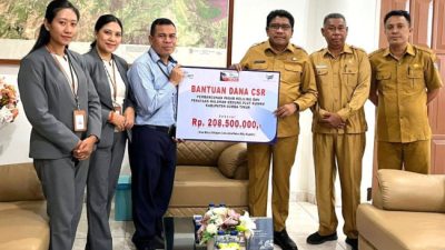 Bangun infrastruktur pendukung UMKM Kabupaten Sumba Timur, Bank NTT Serahkan CSR Rp. 208,5