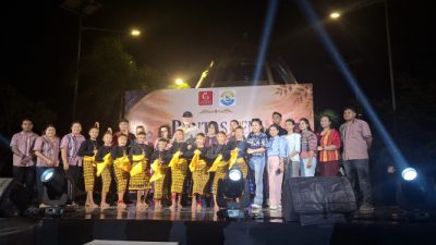 Ir. Abraham Paul Liyanto Apresiasi Pentas Seni PGSD UCB, Sebut Jadi Wadah Pembentukan Karakter Calon Guru