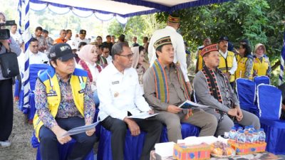 Wakil Gubernur NTT Dampingi Tim Komisi V DPR RI Tinjau Pembangunan Jalan Lingkar Utara Flores