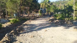 Proyek APBD I 2026 Mulai Hotmix 600 Meter Jalan Kefamenanu–Eban 3 img 20260923 154623 716 1536x691 1